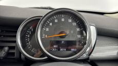 MINI Hatchback 1.5 Cooper 5dr Petrol Hatchback